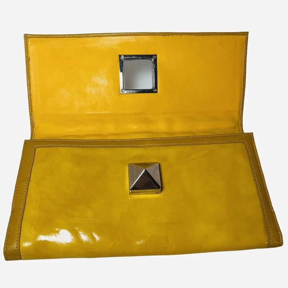 Vintage Nicole Lee Yellow Patent Faux Leather Clutch‎ Silver Turn Buckle Quilted